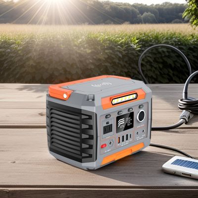 1x AC Pure Sine Wave Output Sumber Daya Surya dengan senter dan baterai lithium ion